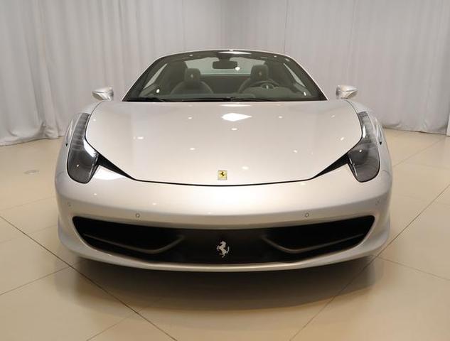 2014 ferrari 458 spider base