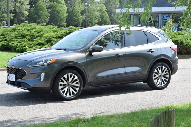 2020 ford escape titanium