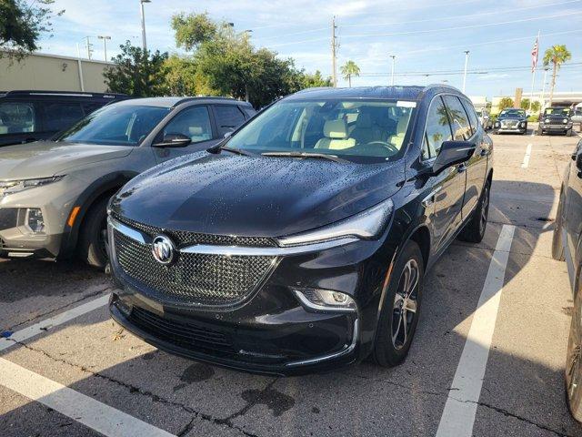 2022 buick enclave essence