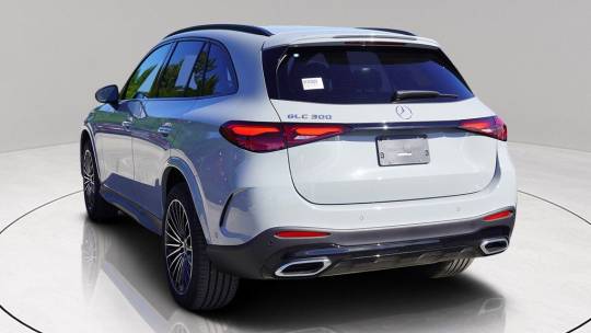2025 Mercedes-Benz GLC