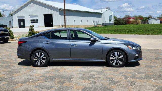 2021 nissan altima 2.5 sv
