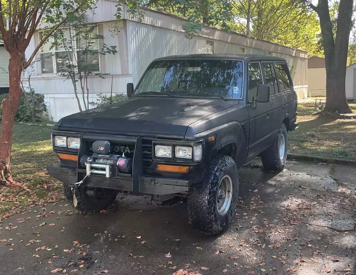 low reserve! rare! would be great project vehicle or could use to source parts!