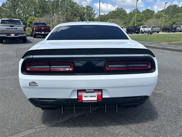 2022 dodge challenger srt hellcat