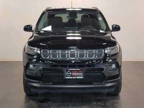 2022 jeep compass latitude lux in topeka, kansas