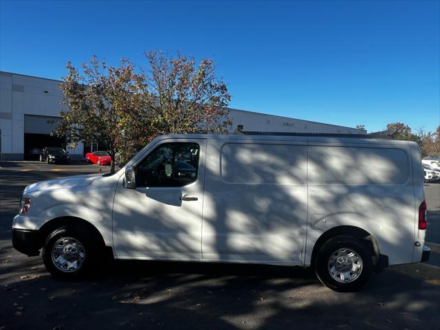 2018 nissan nv cargo nv2500 hd sv v8