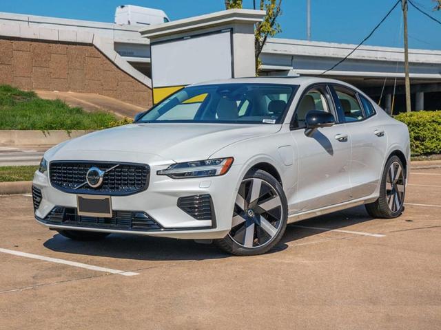 2024 volvo s60 recharge plug-in hybrid t8 plus black edition