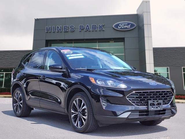 2022 ford escape se