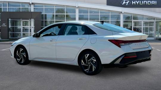 2024 Hyundai Elantra