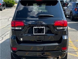 2022 Jeep Grand Cherokee laredo x