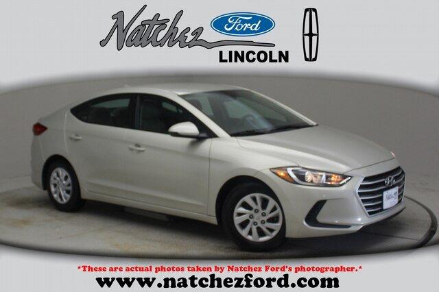 used 2017 hyundai elantra se sedan natchez, ms 39120 for sale in church hill, mississippi