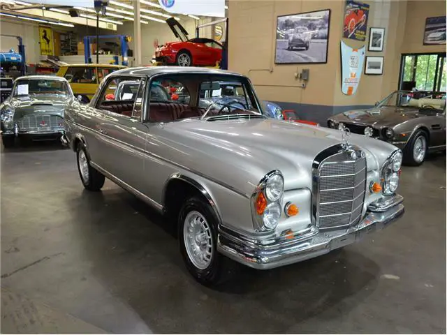1968 mercedes-benz 300 se sunroof coupe, rare, automatic, make offer!