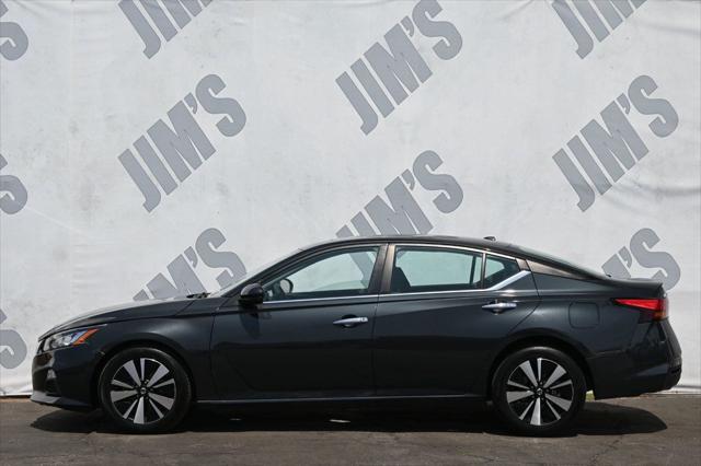2022 nissan altima 2.5 sv