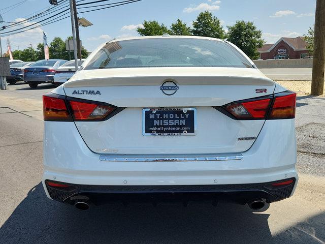 2023 nissan altima 2.0 sr