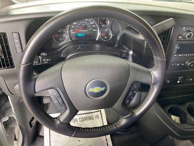 2022 chevrolet express 2500 work van