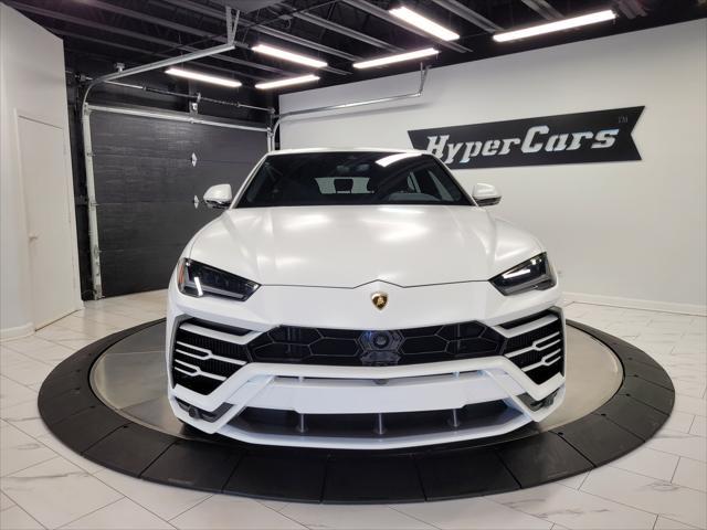 2020 lamborghini urus base