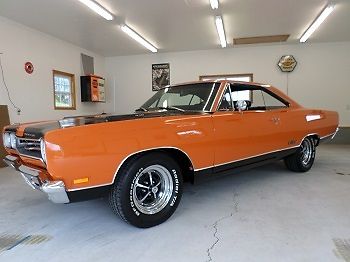 1969 plymouth gtx 2 door ht