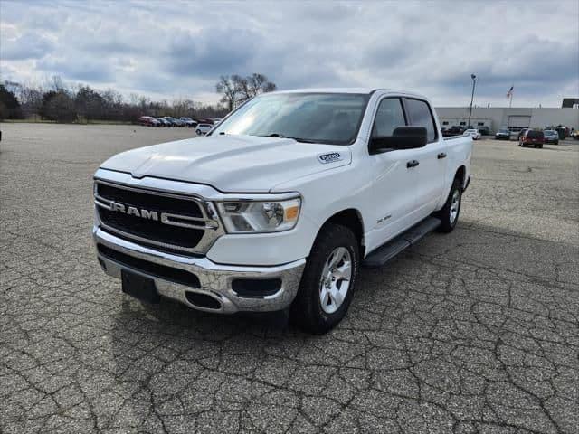 2021 ram 1500 tradesman 4x4 crew cab 144.5 in. wb in waterford, michigan