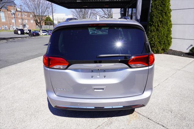 2020 chrysler pacifica touring-l plus