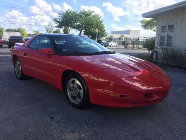one owner - perfect carfax - 100% florida car - no accident - v6 - t-tops - nice