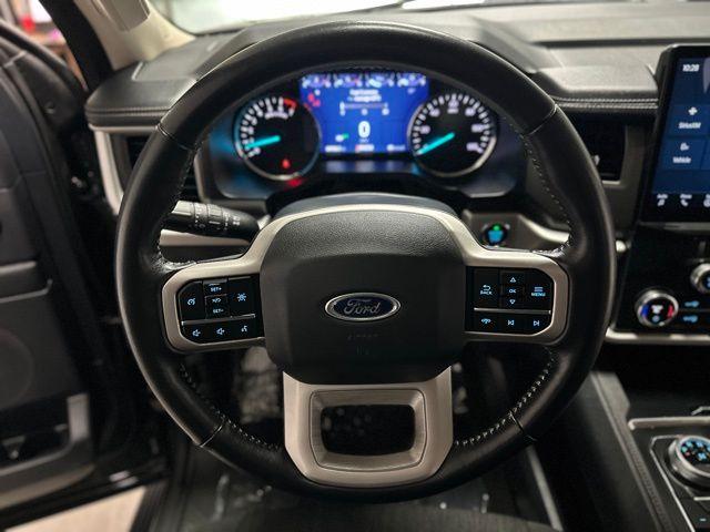 2022 ford expedition xlt