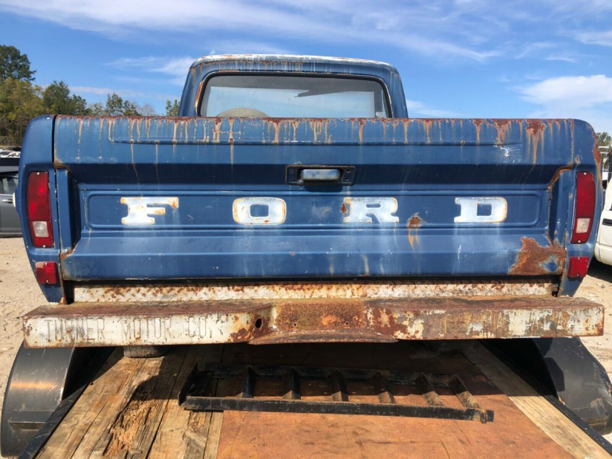 1971 ford f-100 short bed pickup custom "three on the tree"