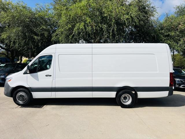 2024 mercedes-benz sprinter 3500xd high roof