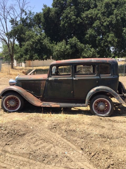 1933 plymouth pd 4 door