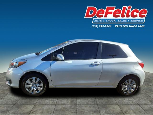 2012 toyota yaris l