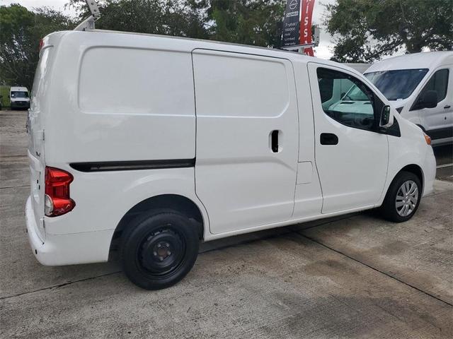2021 nissan nv200 sv