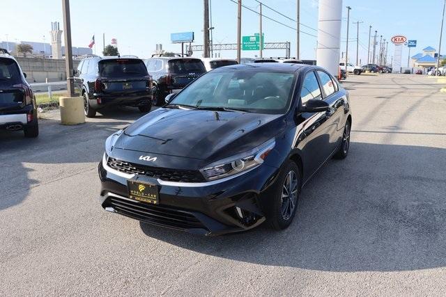 2024 kia forte lxs w/ tech pkg, heated mirrors