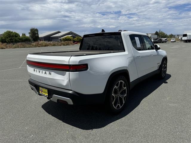 2023 rivian r1t adventure quad motor large pack
