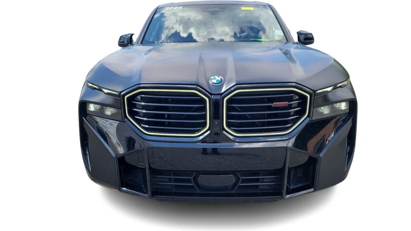 2024 bmw xm label