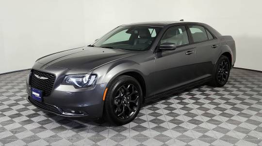 2020 Chrysler 300