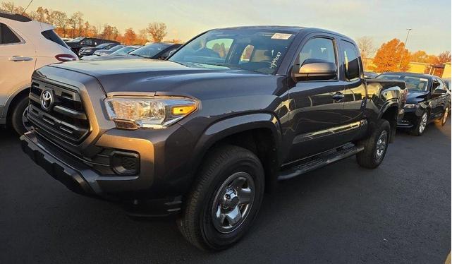 2017 toyota tacoma sr
