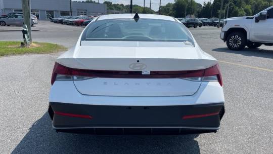 2024 Hyundai Elantra