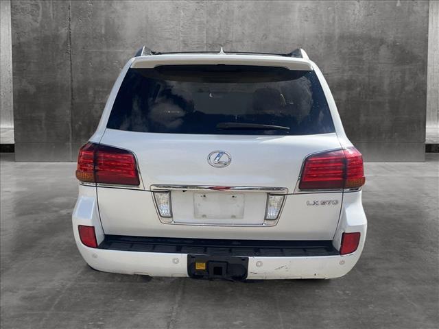 2011 lexus lx 570 base