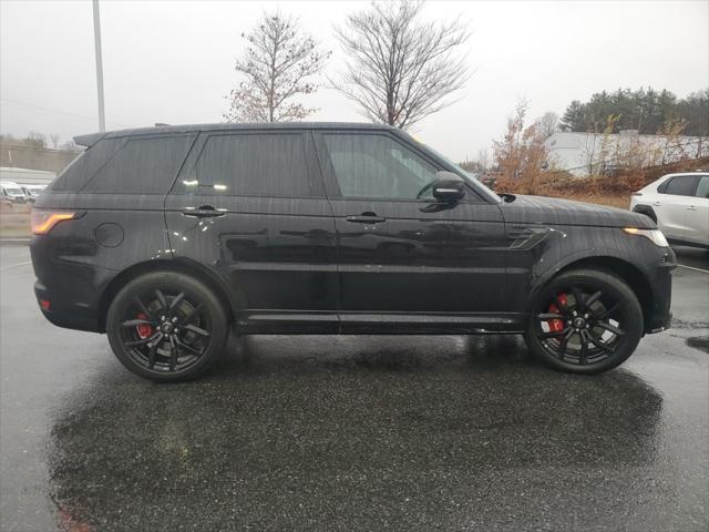 2022 land rover range rover sport svr