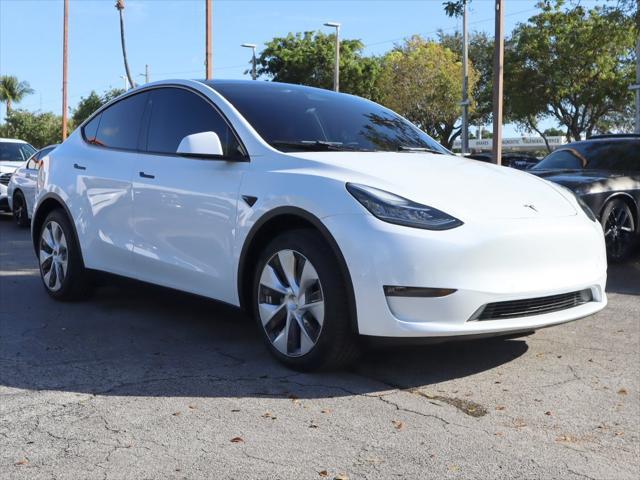 2022 tesla model y long range dual motor all-wheel drive