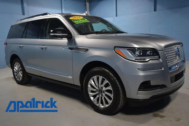 2024 lincoln navigator premiere