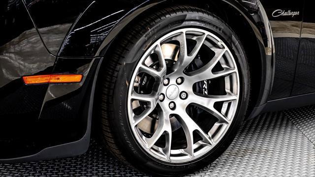2023 dodge challenger srt hellcat