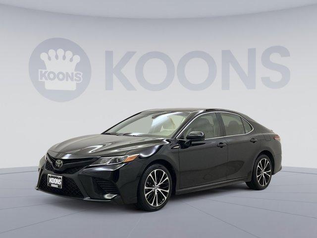 2018 toyota camry se