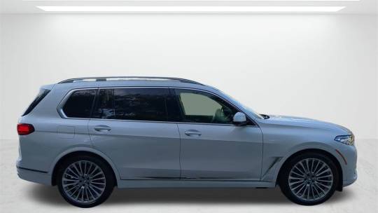 2022 BMW X7