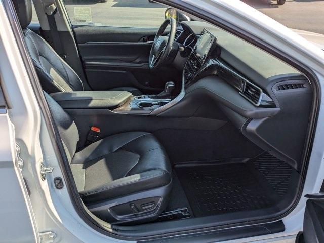 2021 toyota camry hybrid xle