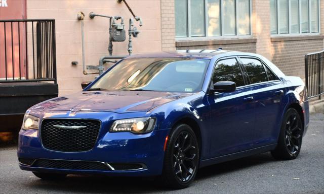 2019 chrysler 300 touring