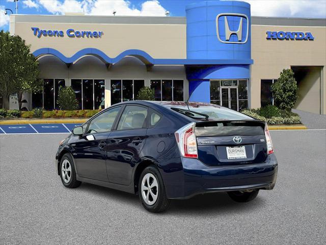 2014 toyota prius two