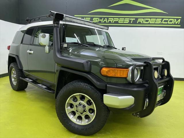 2012 toyota fj cruiser base