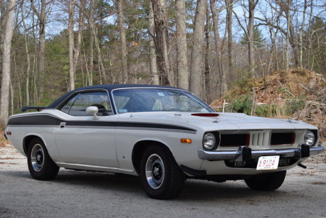 1973 white and black automatic 340cid great driver classic mopar