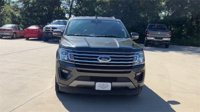 2019 ford expedition xlt