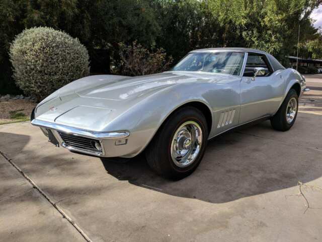 1968 corvette convertible + hard top+ manual +ac+documents,100% pristine