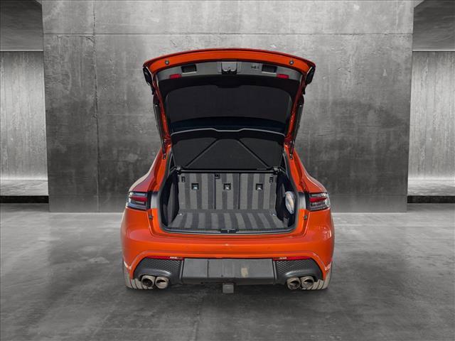 2022 porsche macan s